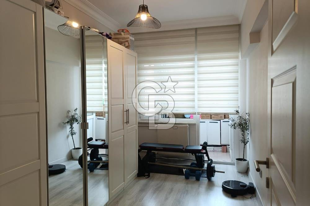 Bostancı Kaya Sitesi'nde 12. Kat Önü Açık ve Ferah 3+1 Kiralık Daire 