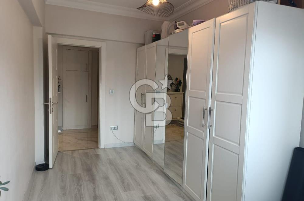 Bostancı Kaya Sitesi'nde 12. Kat Önü Açık ve Ferah 3+1 Kiralık Daire 