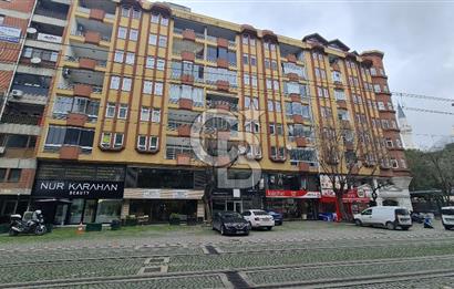 İZMİT MERKEZDE KURUMSALA UYGUN 200m² PRESTİJLİ KİRALIK MAĞAZA