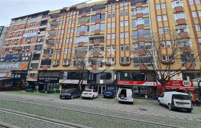 İZMİT MERKEZDE KURUMSALA UYGUN 200m² PRESTİJLİ KİRALIK MAĞAZA