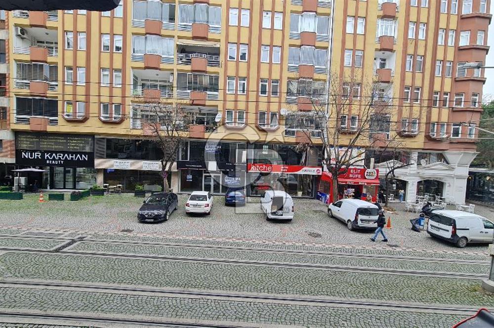 İZMİT MERKEZDE KURUMSALA UYGUN 200m² PRESTİJLİ KİRALIK MAĞAZA