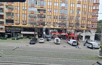 İZMİT MERKEZDE KURUMSALA UYGUN 200m² PRESTİJLİ KİRALIK MAĞAZA