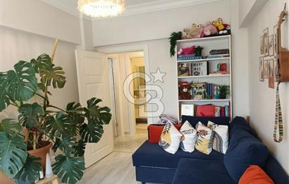 Bostancı Kaya Sitesi'nde 12. Kat Önü Açık ve Ferah 3+1 Kiralık Daire 