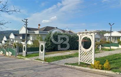 CB AKADEMİ Kabaoğlunda Deniz Manzaralı Köşe Parsel Villa İmarlı