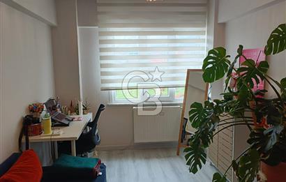 Bostancı Kaya Sitesi'nde 12. Kat Önü Açık ve Ferah 3+1 Kiralık Daire 