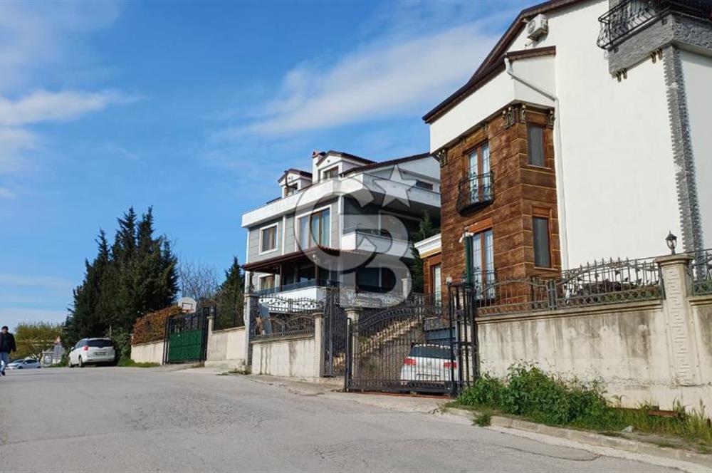 CB AKADEMİ Kabaoğlunda Deniz Manzaralı Köşe Parsel Villa İmarlı