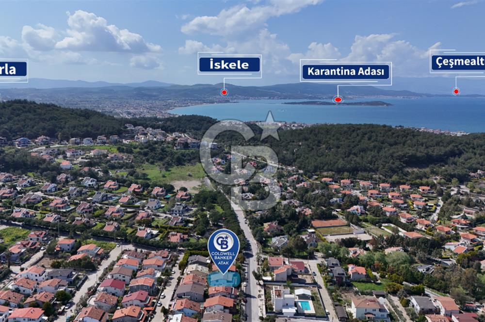 Urla Şirinkent'te Öztuncer Sitesinde Satılık 5+2 Villa