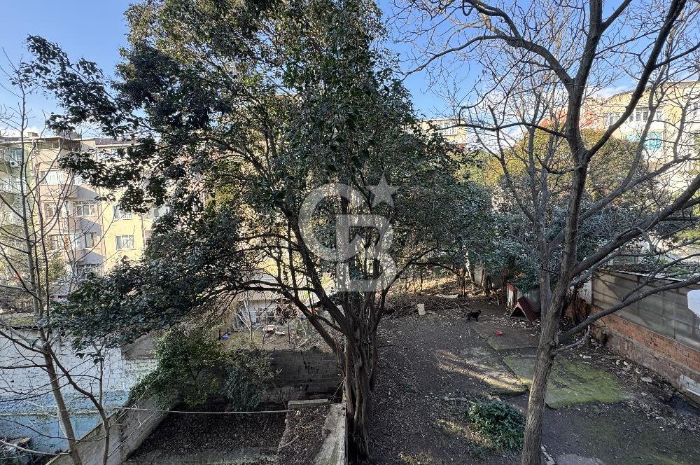 ÇAPA ÇUKURBOSTAN DA 2.KAT 1,5+1 EŞYALI KİRALIK BAKIMLI DAİRE