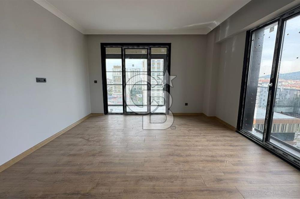 UĞURMUMCU ÖZINANLAR CITY PROJESİNDE KİRALIK GENİŞ 2+1 DAİRE