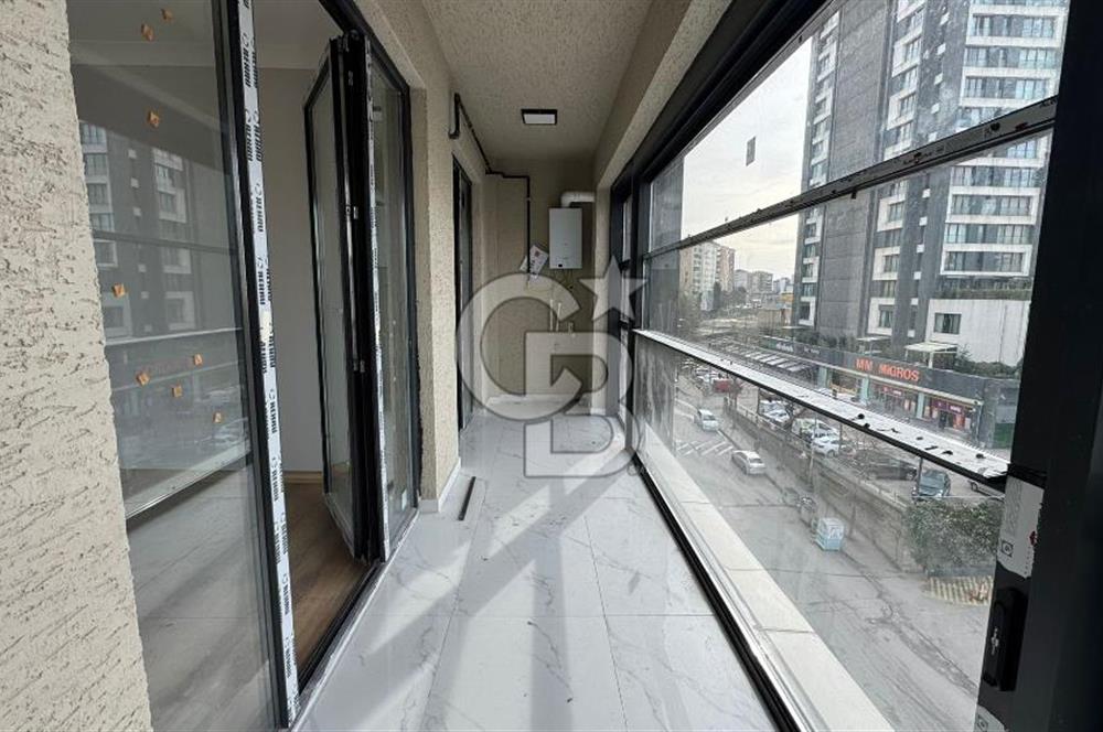 UĞURMUMCU ÖZINANLAR CITY PROJESİNDE KİRALIK GENİŞ 2+1 DAİRE
