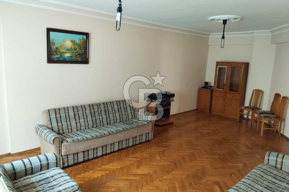 ÜSKÜDAR BULGURLU MAH. ARİFLER SİTESİNDE 3+1 SATILIK DAİRE