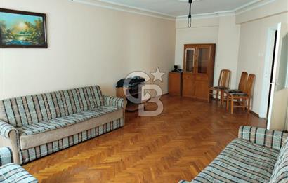 ÜSKÜDAR BULGURLU MAH. ARİFLER SİTESİNDE 3+1 SATILIK DAİRE