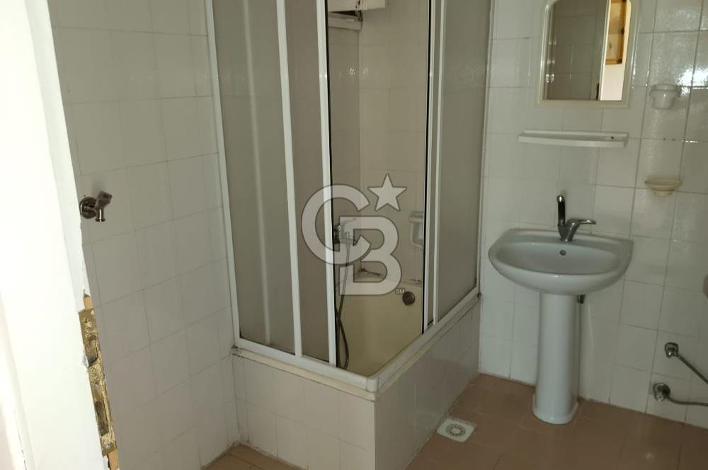 ÜSKÜDAR BULGURLU MAH. ARİFLER SİTESİNDE 3+1 SATILIK DAİRE