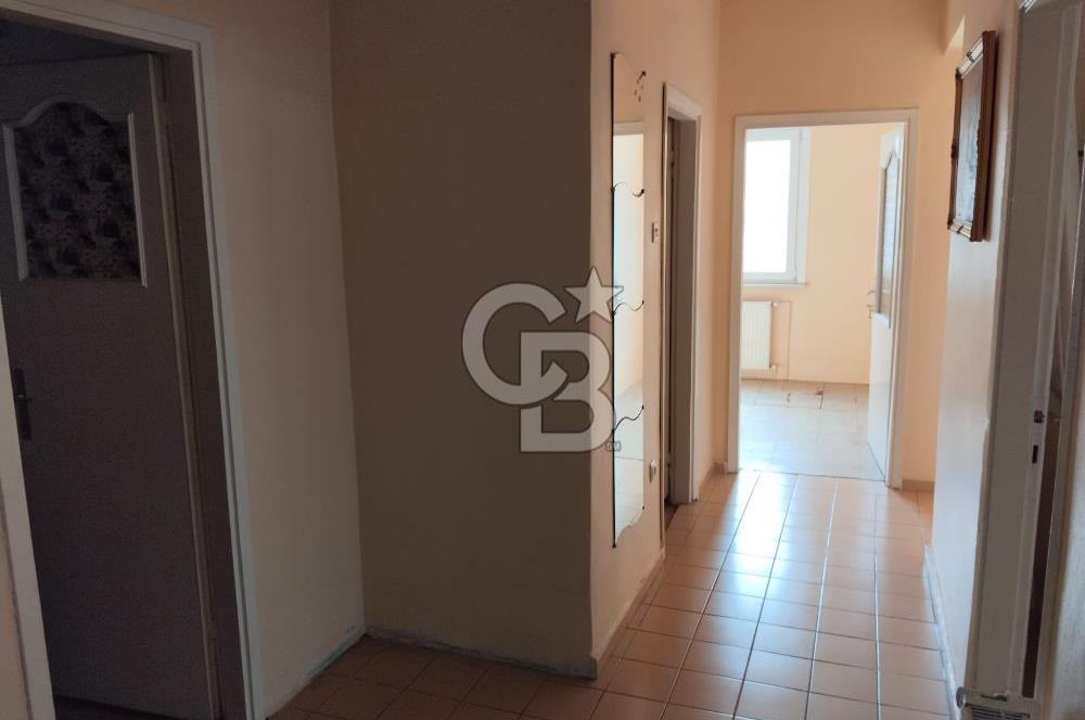 ÜSKÜDAR BULGURLU MAH. ARİFLER SİTESİNDE 3+1 SATILIK DAİRE