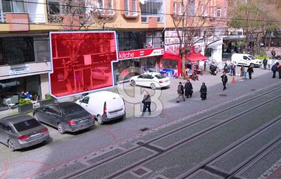 İZMİT MERKEZDE KURUMSALA UYGUN 200m² PRESTİJLİ KİRALIK MAĞAZA