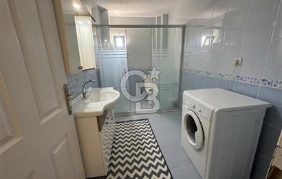 972 m² Bahçede Bağımsız Girişli 3 Katlı Müstakil Ev