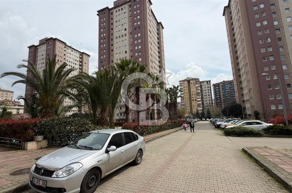KOZYATAĞI BAYTURDA EŞYALI MANZARALI YATIRIMLIK SATILIK 1+1 DAİRE