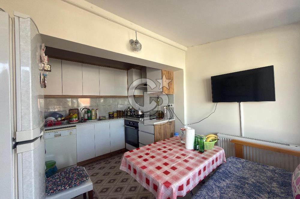 Urla Şirinkent'te Öztuncer Sitesinde Satılık 5+2 Villa