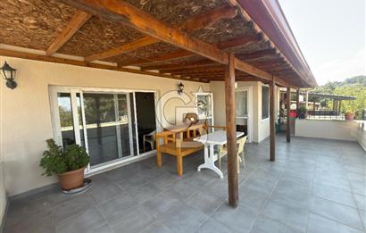 Urla Şirinkent'te Öztuncer Sitesinde Satılık 5+2 Villa