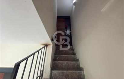 Urla Şirinkent'te Öztuncer Sitesinde Satılık 5+2 Villa