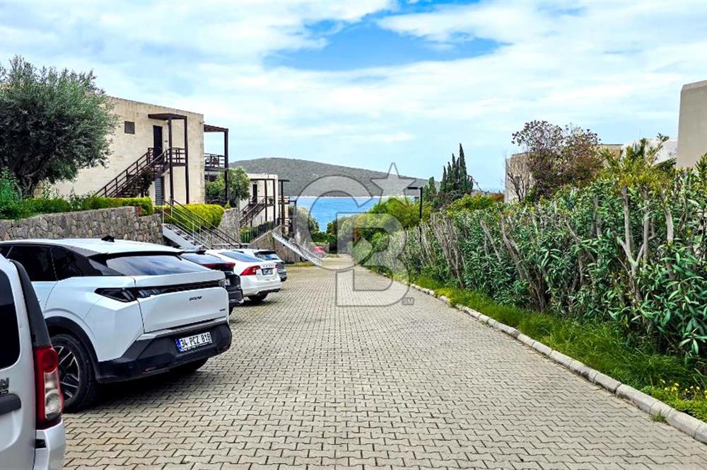 Türkbükü Hebil Doğa Hanımeli Sitesinde İskeleli Kiralık 3+1