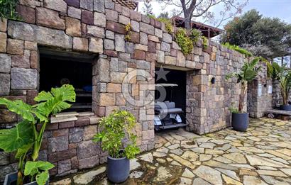 Türkbükü Hebil Doğa Hanımeli Sitesinde İskeleli Kiralık 3+1