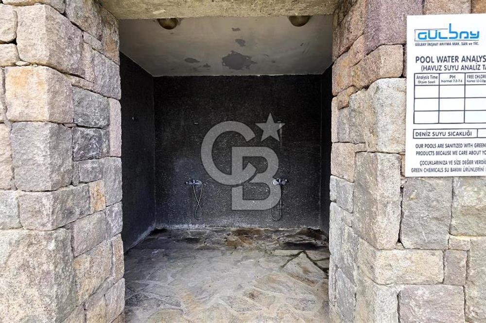 Türkbükü Hebil Doğa Hanımeli Sitesinde İskeleli Kiralık 3+1