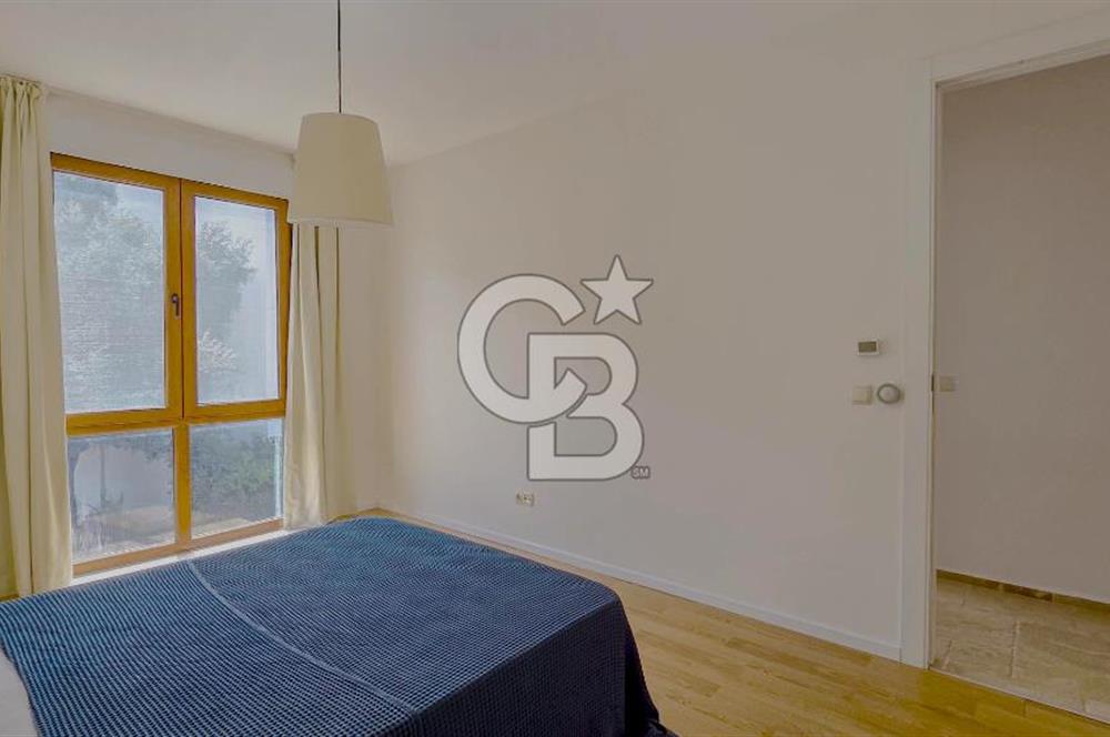 Türkbükü Hebil Doğa Hanımeli Sitesinde İskeleli Kiralık 3+1