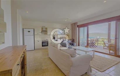 Türkbükü Hebil Doğa Hanımeli Sitesinde İskeleli Kiralık 3+1