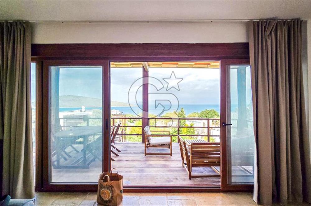 Türkbükü Hebil Doğa Hanımeli Sitesinde İskeleli Kiralık 3+1