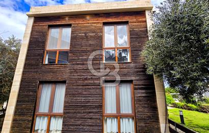 Türkbükü Hebil Doğa Hanımeli Sitesinde İskeleli Kiralık 3+1