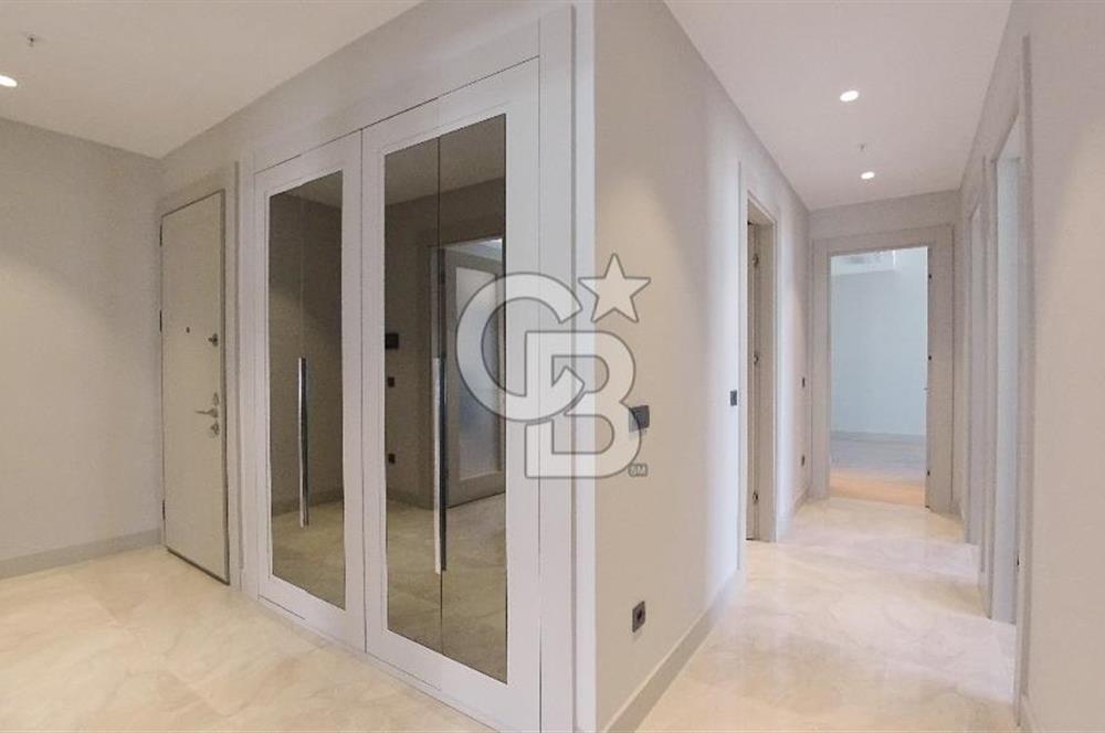 Alsancak Evora İzmir'de Deniz Manzaralı Kiralık 3+1 160 M² Daire