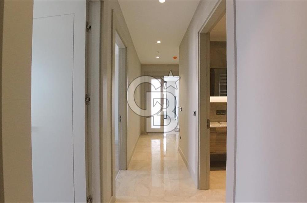 Alsancak Evora İzmir'de Deniz Manzaralı Kiralık 3+1 160 M² Daire