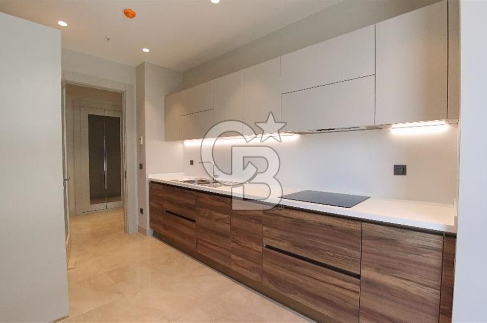 Alsancak Evora İzmir'de Deniz Manzaralı Kiralık 3+1 160 M² Daire