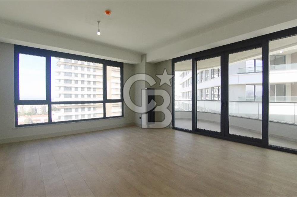 Alsancak Evora İzmir'de Deniz Manzaralı Kiralık 3+1 160 M² Daire