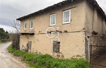 BAYRAMİÇ YAYLACIK KÖYÜNDE DOĞA İLE İÇ İÇE SATILIK BAHÇELİ TAŞ EV