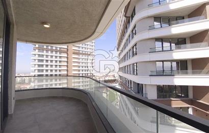 Alsancak Evora İzmir'de Deniz Manzaralı Kiralık 3+1 160 M² Daire