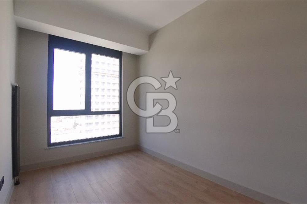 Alsancak Evora İzmir'de Deniz Manzaralı Kiralık 3+1 160 M² Daire