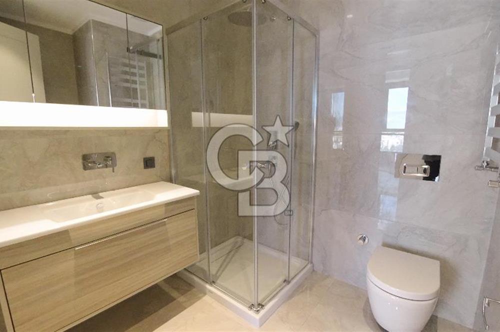 Alsancak Evora İzmir'de Deniz Manzaralı Kiralık 3+1 160 M² Daire