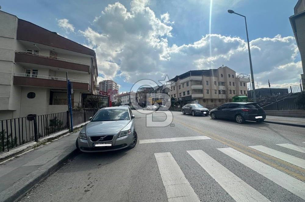 Vedat Dalokay Caddesi Üzerinde 110 m², 3+1, Satılık, Kot Daire (Altında Daire Bulunmakta)