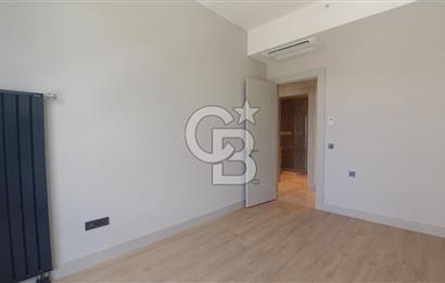 Alsancak Evora İzmir'de Deniz Manzaralı Kiralık 3+1 160 M² Daire