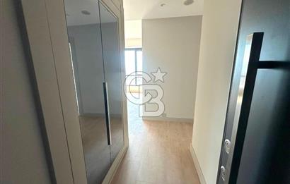 Evora İzmir`de Deniz ve Peyzaj Manzaralı 2+1 Kiralık Daire