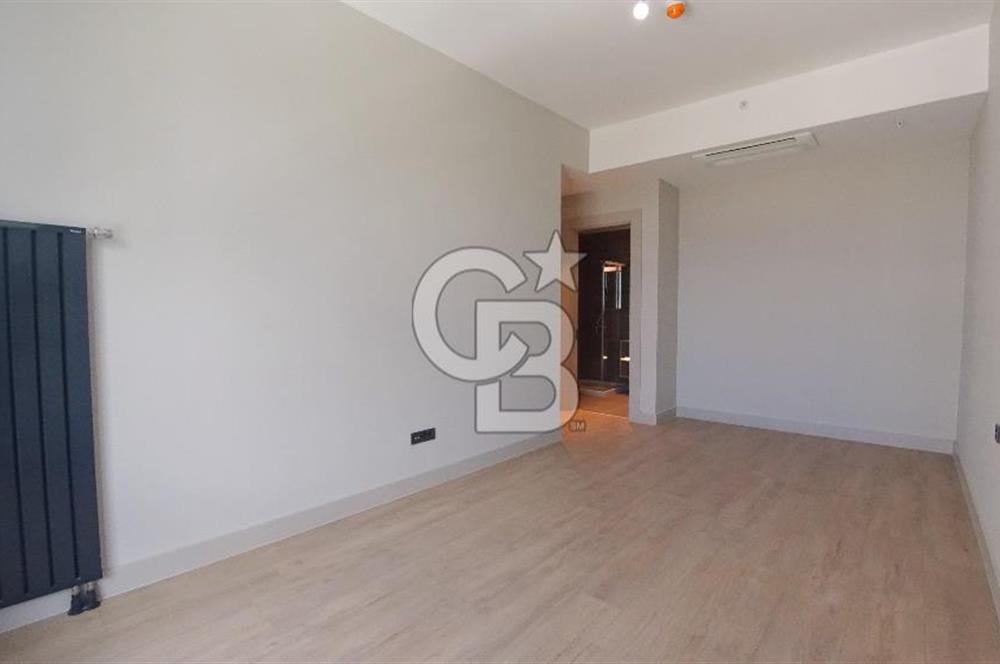 Alsancak Evora İzmir'de Deniz Manzaralı Kiralık 3+1 160 M² Daire
