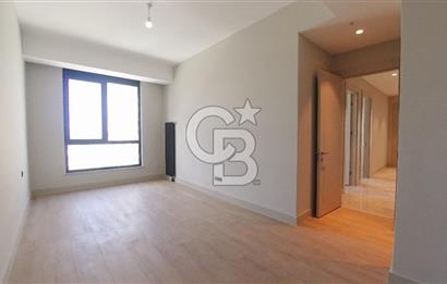 Alsancak Evora İzmir'de Deniz Manzaralı Kiralık 3+1 160 M² Daire