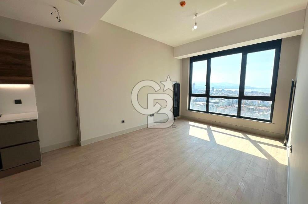 Evora İzmir`de Deniz ve Peyzaj Manzaralı 2+1 Kiralık Daire