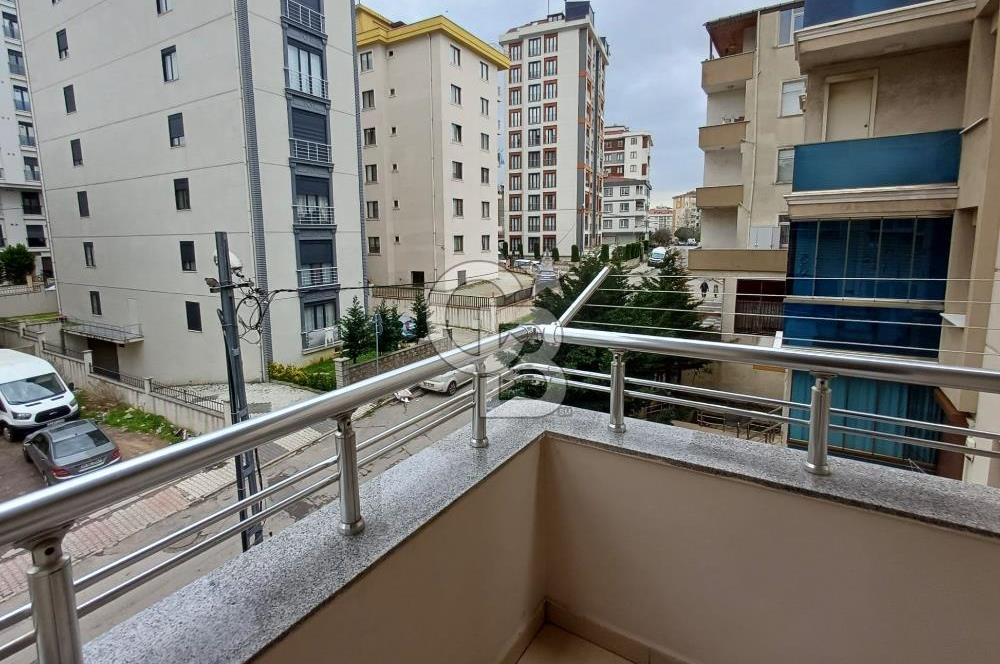 Maltepe Zümrütevler'de Satılık 3+1 Güney Cephe Daire