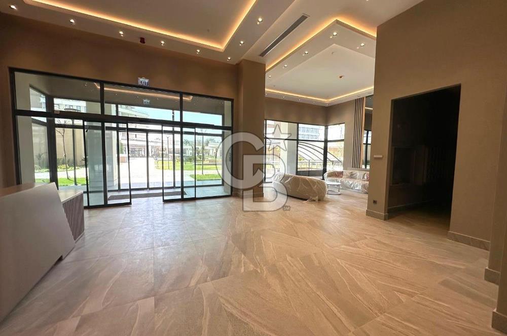 Evora İzmir`de Deniz ve Peyzaj Manzaralı 2+1 Kiralık Daire
