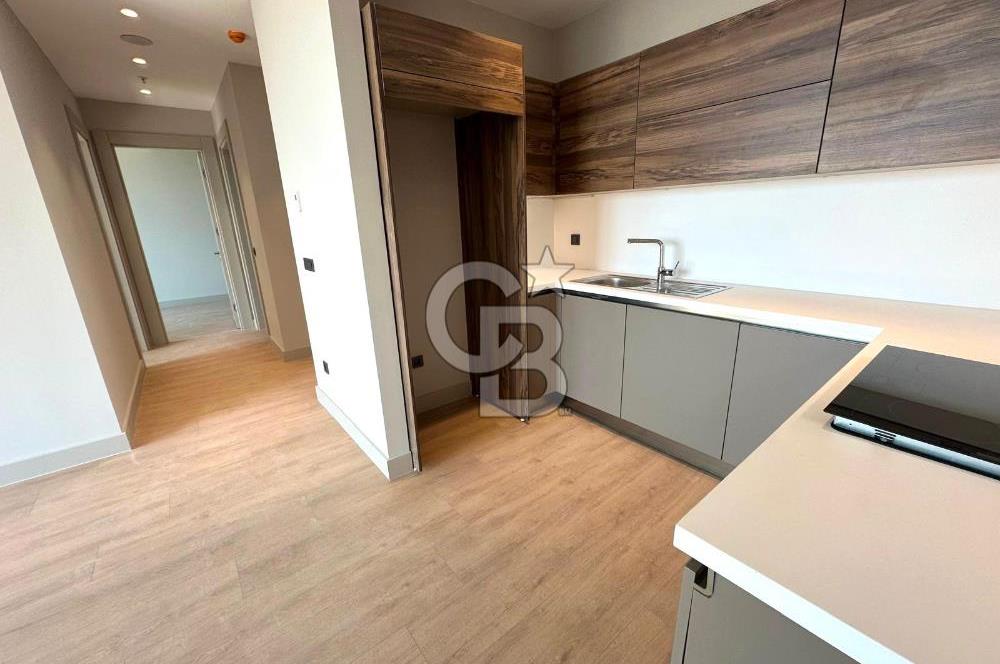 Evora İzmir`de Deniz ve Peyzaj Manzaralı 2+1 Kiralık Daire