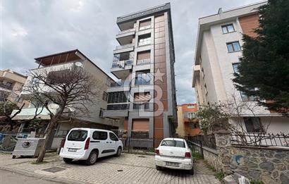 KARTAL KARLIKTEPE KATTA TEK SATILIK 3+1 DAİRE
