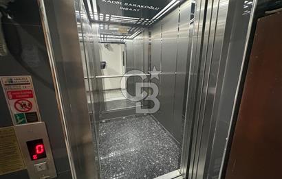 KARTAL KARLIKTEPE KATTA TEK SATILIK 3+1 DAİRE